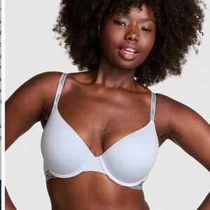 NWT Victoria’s Secret PINK Wear Everywhere Lined T-Shirt Bra Logo Blue 36C